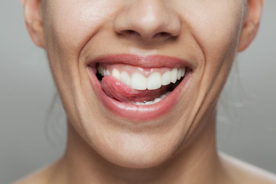 Are Pop-On Veneers® comfortable to wear all day?