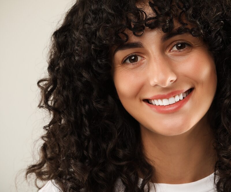What are Mini Dental Implants? 5 Reasons You Should Consider Mini Implants
