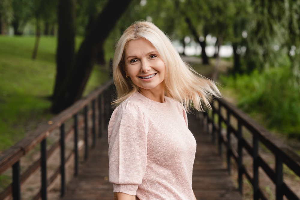 beautiful blonde caucasian - Dentures in Orlando